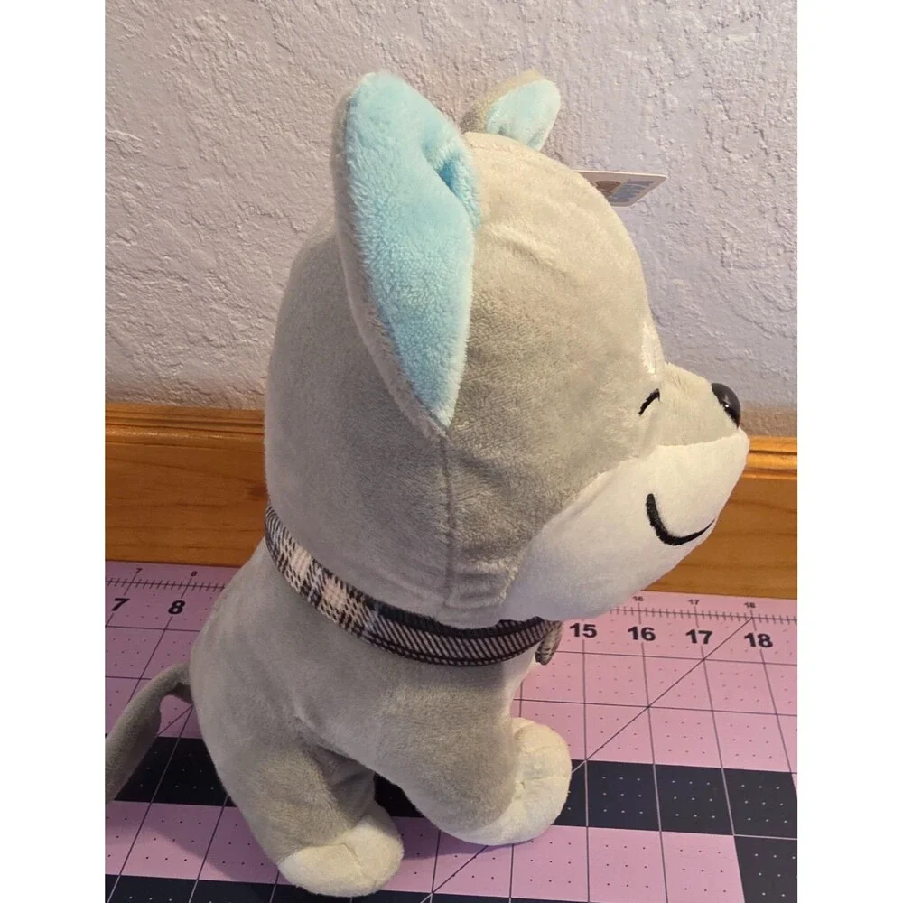 Goffa Gray Husky Wolf Plush Stuffed Animal Blue Ears Plaid Scarf NWT 8